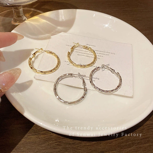 Wholesale Alloy Geometric Large Circle Earrings For Women Electroplated Light Luxury Niche Design