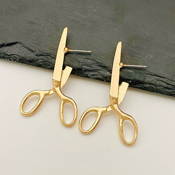 Wholesale Alloy Geometric Retro Scissors Stud Earrings For Women With Electroplating Stainless Steel Ear Needles