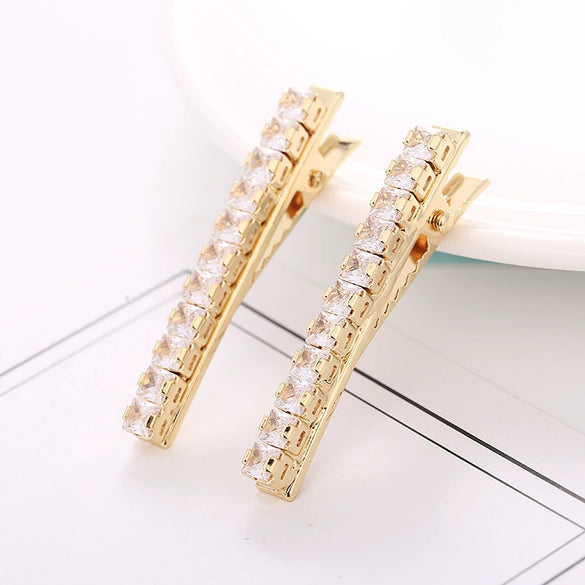 Wholesale Alloy Geometric Shining Duck Bill Hairpin For Women With Electroplating