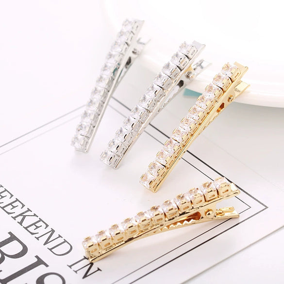 Wholesale Alloy Geometric Shining Duck Bill Hairpin For Women With Electroplating