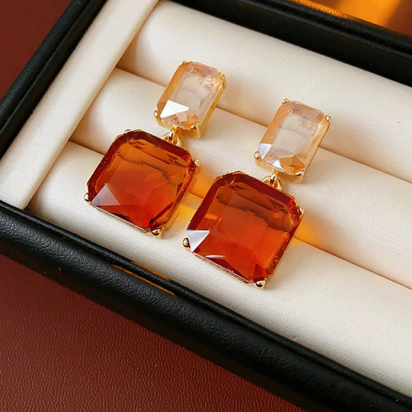Wholesale Alloy Geometric Square Diamondencrusted Earrings Sophisticated Style
