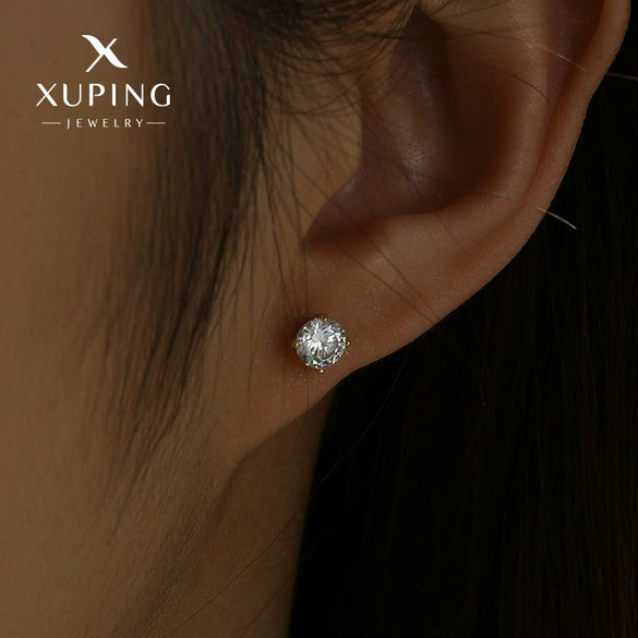 Wholesale Alloy Geometric Style Electroplated Fourclaw Single Zircon Earrings For Women
