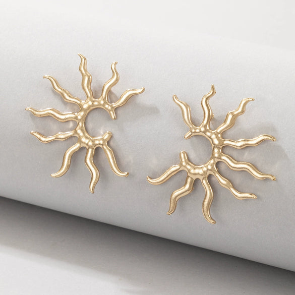 Wholesale Alloy Geometric Sunshaped Electroplated Women's Earrings