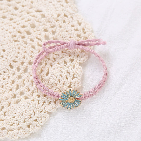 Wholesale Alloy Hair Clips With Plants And Flowers Style And Baking Varnish Treatment