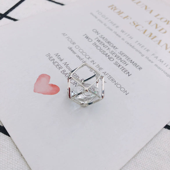 Wholesale Alloy Handmade Hollow Three Dimensional Shaped Zircon Rhinestone Hair Accessories Electroplated