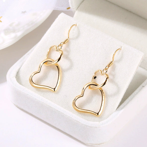 Wholesale Alloy Heart Earrings With Electroplating Treatment Simple Style