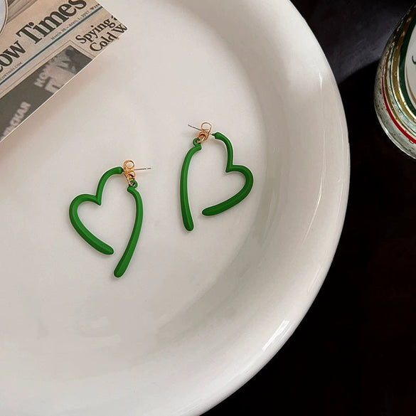 Wholesale Alloy Heart Shape Light Luxury Style Earrings With Electroplating Treatment For Women