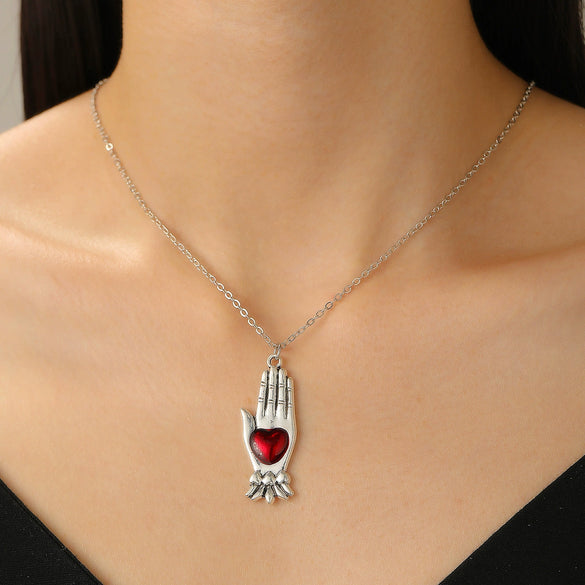 Wholesale Alloy Heart Shape Pendant Necklace For Women With Electroplating And Ins Style