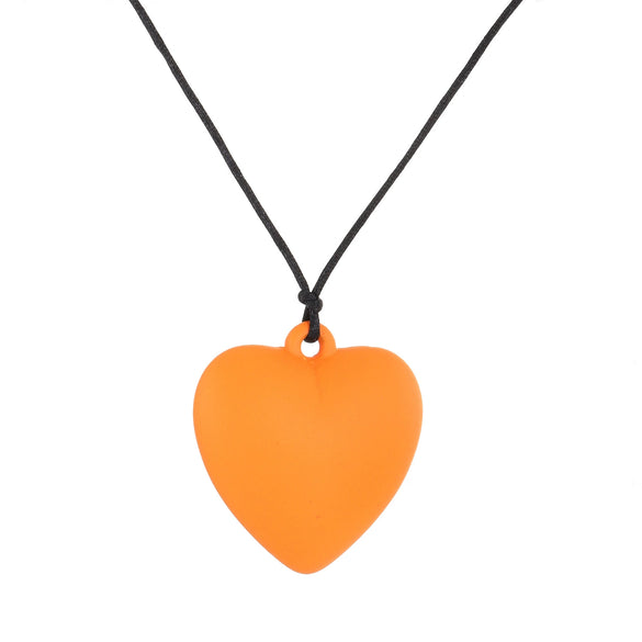 Wholesale Alloy Heart Shape Pendant Necklace With Thread Rope Chain And Electroplating Treatment