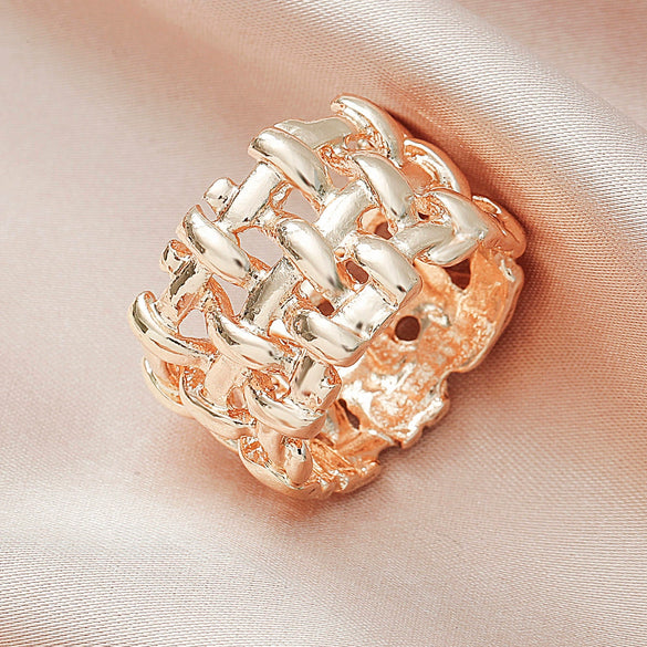 Wholesale Alloy Heart Shaped Electroplated Ring For Women And Unisex