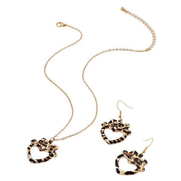 Wholesale Alloy Heartshaped Jewelry Set With Geometric Pattern Electroplated For Women