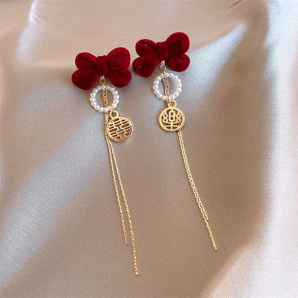 Wholesale Alloy High Sense Retro Geometric Electroplated Red Tassel Women's Earrings
