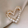 Wholesale Alloy Hollow Pearl Flower Love Brooch For Women Electroplated Natural Style High End Elegant Suit Corsage Accessories