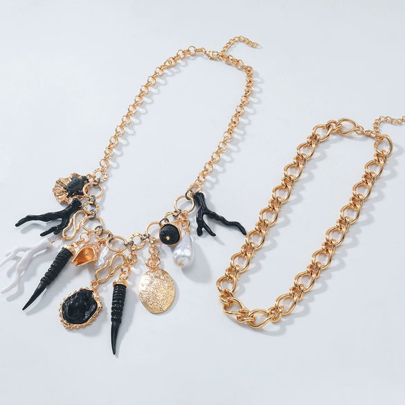 Wholesale Alloy Imitation Pearl Necklace With Animal And Zodiac Shapes And Geometric Patterns Electroplated For Women