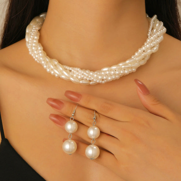Wholesale Alloy Imitation Pearls And Rhinestones Plants Flowers Geometric Style Women's Pearl Necklace Set