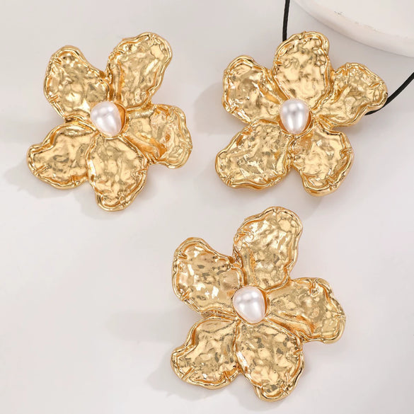 Wholesale Alloy Inlaid Pearl Flower Earrings For Women