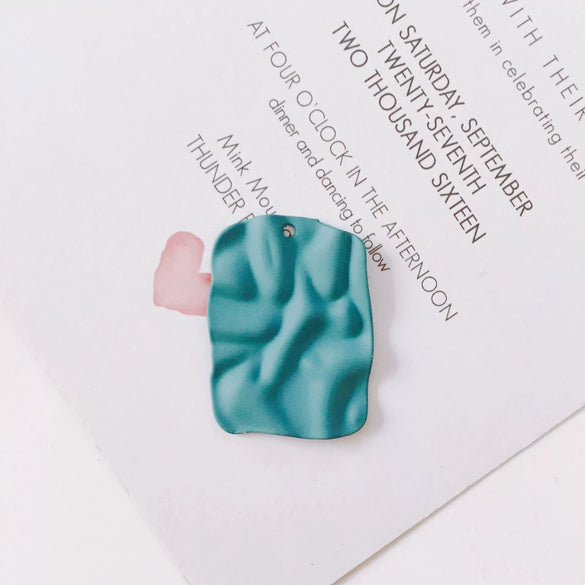 Wholesale Alloy Jewelry Accessories With Baking Paint Wave Surface And Irregular Rectangular Pendant