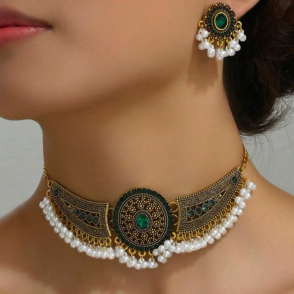 Wholesale Alloy Jewelry Geometric Style Electroplated Pendant Necklace And Earrings For Women