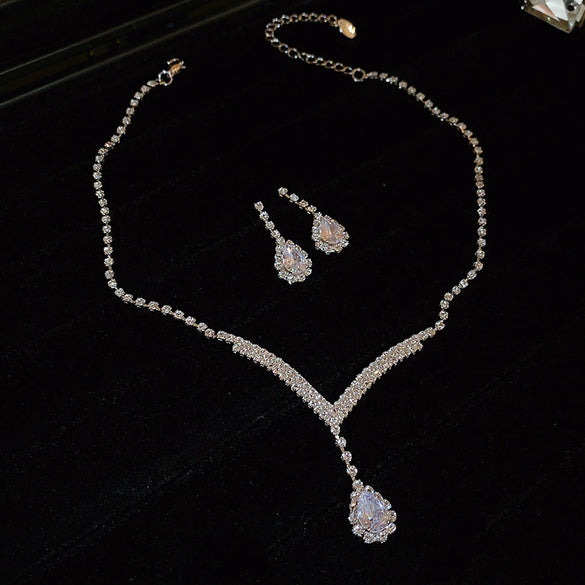 Wholesale Alloy Jewelry Set With Diamond Embedded Zircon Pendants In Water Drop And Love Heart Shapes For Women Light Luxury Style