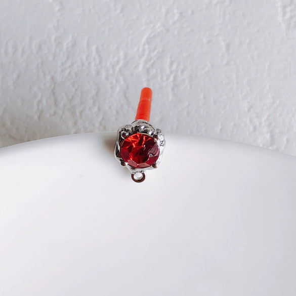Wholesale Alloy Jewelry Simple Round Diamond Earrings With 925 Silver Needle And Electroplating