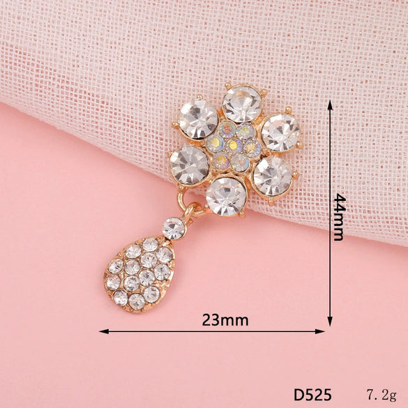 Wholesale Alloy Light Luxury Sixpetal Flower Pattern Electroplated Pendant Mobile Phone Shell Jewelry Accessories