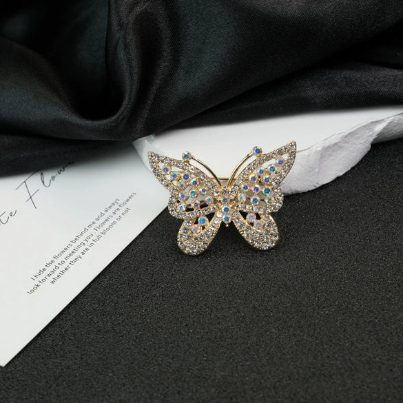 Wholesale Alloy Light Luxury Style Bow Brooch Jewelry With Diamond Encrustment And Electroplating