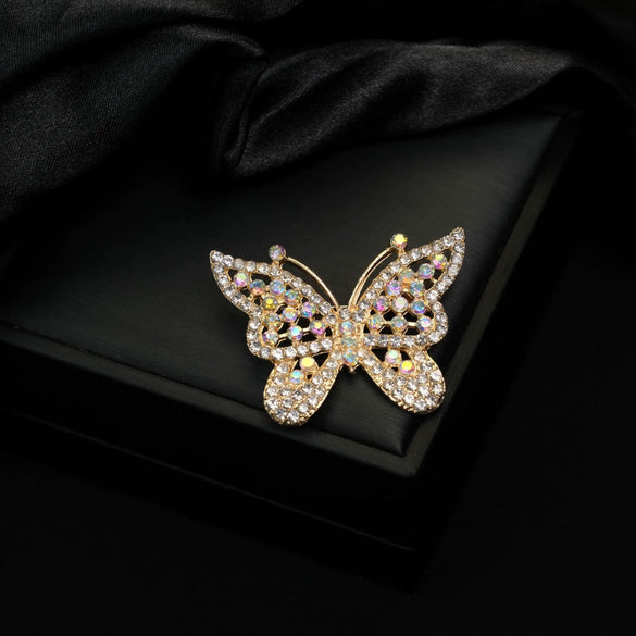 Wholesale Alloy Light Luxury Style Bow Brooch Jewelry With Diamond Encrustment And Electroplating