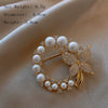 Wholesale Alloy Love Brooch With Flower Pattern Electroplated For Women
