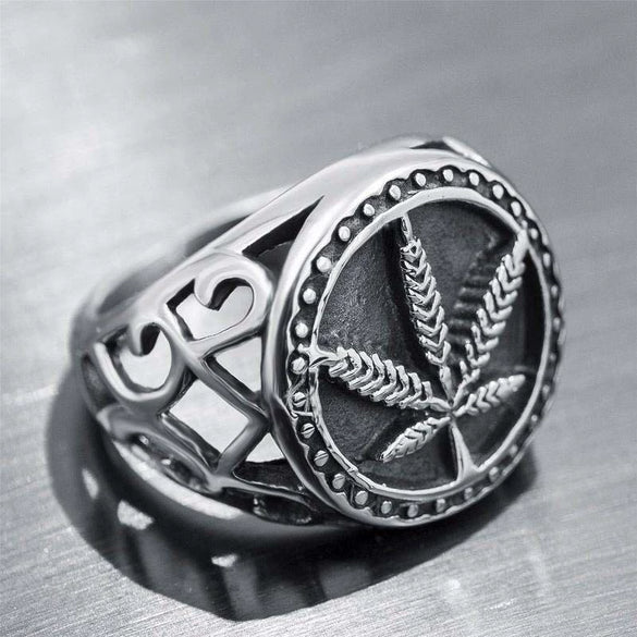 Wholesale Alloy Men's Ring With Geometric Pattern Punk Style Electroplated