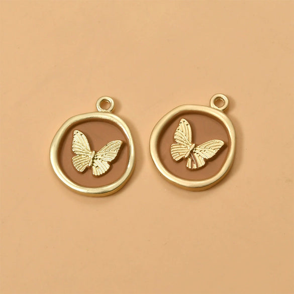 Wholesale Alloy Metal Butterfly Irregular Round Pendant Diy Handmade Jewelry Accessories With Gold Electroplating