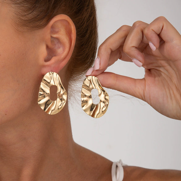 Wholesale Alloy Metallic Pleated Irregular Geometric Electroplated Earrings For Women