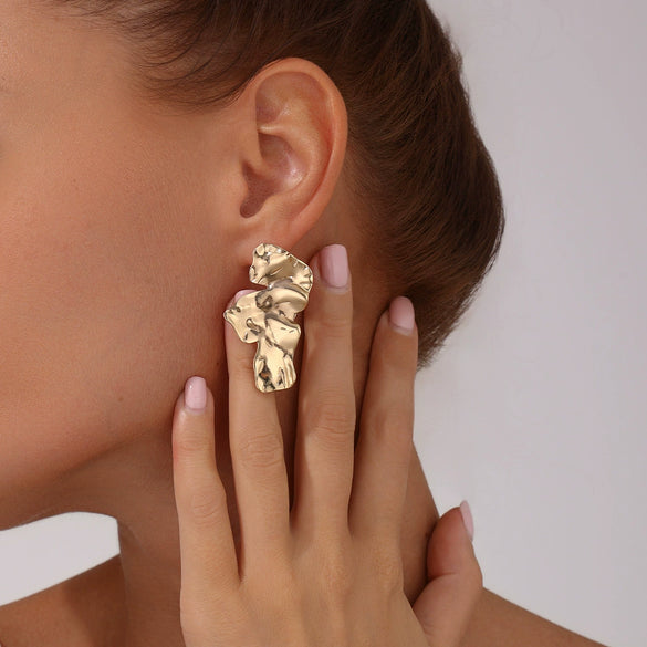Wholesale Alloy Metallic Pleated Irregular Geometric Electroplated Earrings For Women