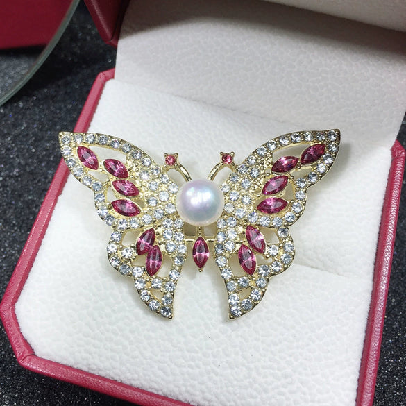 Wholesale Alloy Natural Animal Style Butterfly Freshwater Pearl Brooch With Electroplating