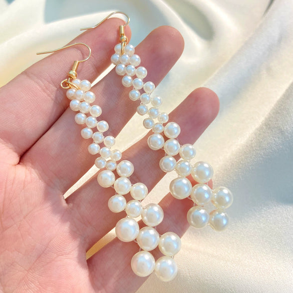 Wholesale Alloy Pearl Geometric Style Long Tassel Earrings For Women With Electroplating