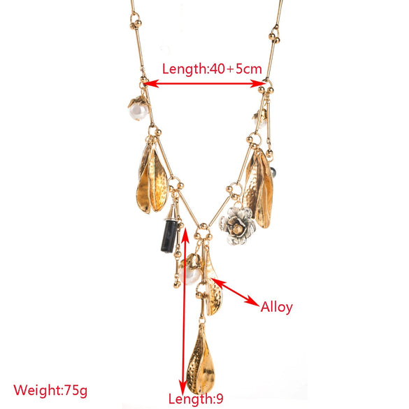 Wholesale Alloy Pearl Leaf Geometric Retro Pendant Clavicle Necklace For Women With Electroplating