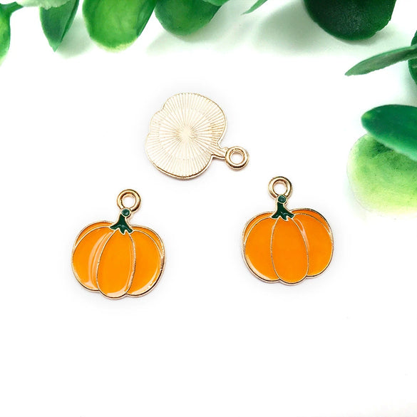 Wholesale Alloy Pendant Accessories With Simple Style Leaf Pattern And Dripping Oil Technology