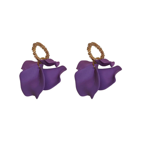 Wholesale Alloy Petal Earrings With Flowers Pattern And Baking Paint Treatment For Women French Retro Style