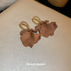 Wholesale Alloy Petal Earrings With Flowers Pattern And Baking Paint Treatment For Women French Retro Style