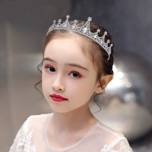 Wholesale Alloy Retro Crown Accessories For Women With Geometric Style And Electroplating Treatment