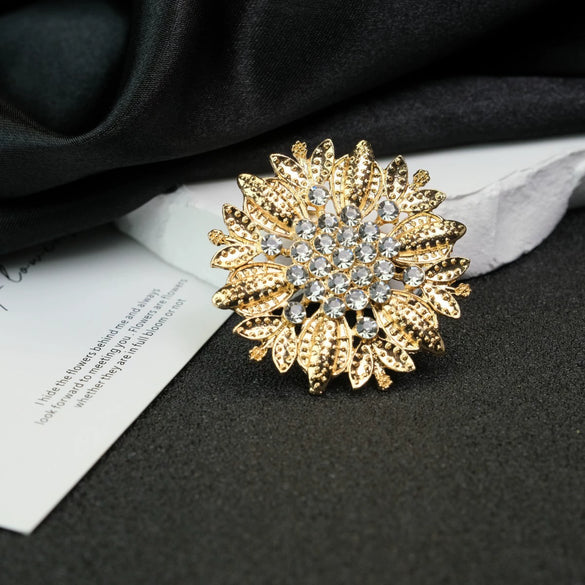 Wholesale Alloy Rhinestone Retro Flower Brooch Jewelry Pin For Women's Clothing