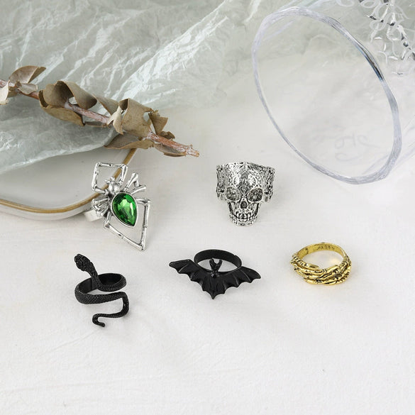 Wholesale Alloy Ring Retro Style With Skull Snakeshaped Bat Animal Zodiac Pattern Electroplated For Unisex