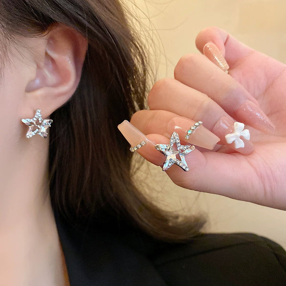Wholesale Alloy S925 Silver Stud Earrings With Hollowout Star Design And Electroplating For Women