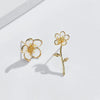 Wholesale Alloy 925 Silver Diamond Earrings With White Flower Pattern Electroplated For Students