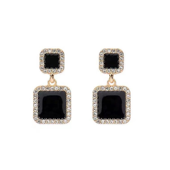Wholesale Alloy Square Earrings With Geometric Pattern And Electroplating Treatment For Women Light Luxury Style