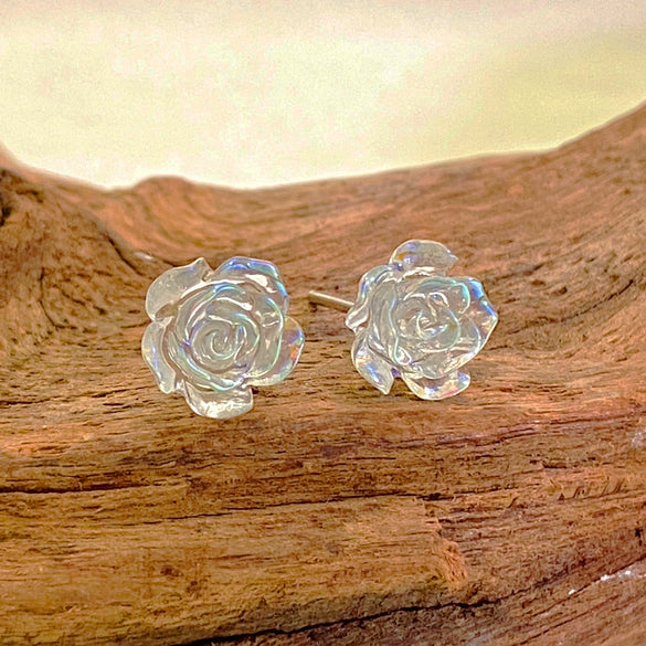 Wholesale Alloy Stud Earrings Women's Geometric And Flower Style Electroplated