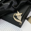 Wholesale Alloy Vintage Brooch With Grape String And Diamond Encrustment Fruit Pattern Electroplating For Women