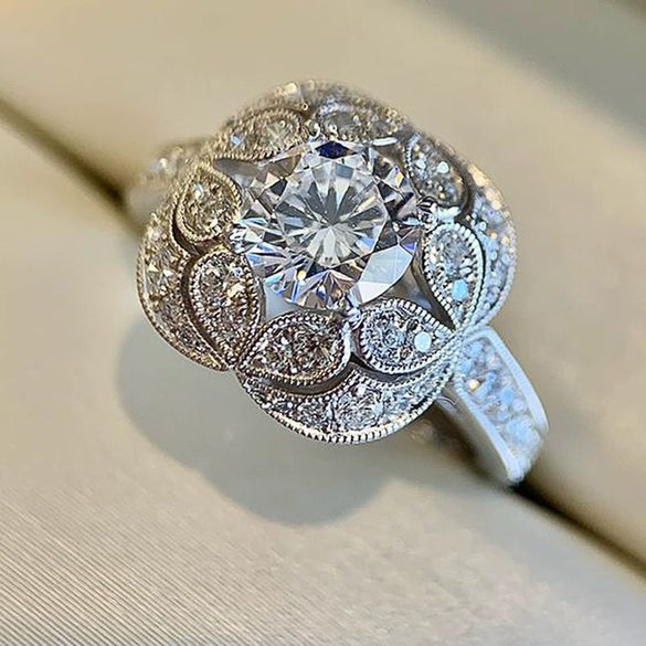 Wholesale Alloy Vintage Flower Zircon Inlaid Women's Ring