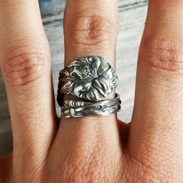 Wholesale Alloy Women's Distressed Flower Ring