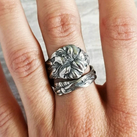 Wholesale Alloy Women's Distressed Flower Ring