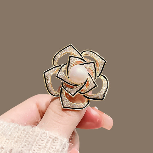 Wholesale Alloy Women's Natural Flower Style Hollow Design Electroplated Camellia Brooch